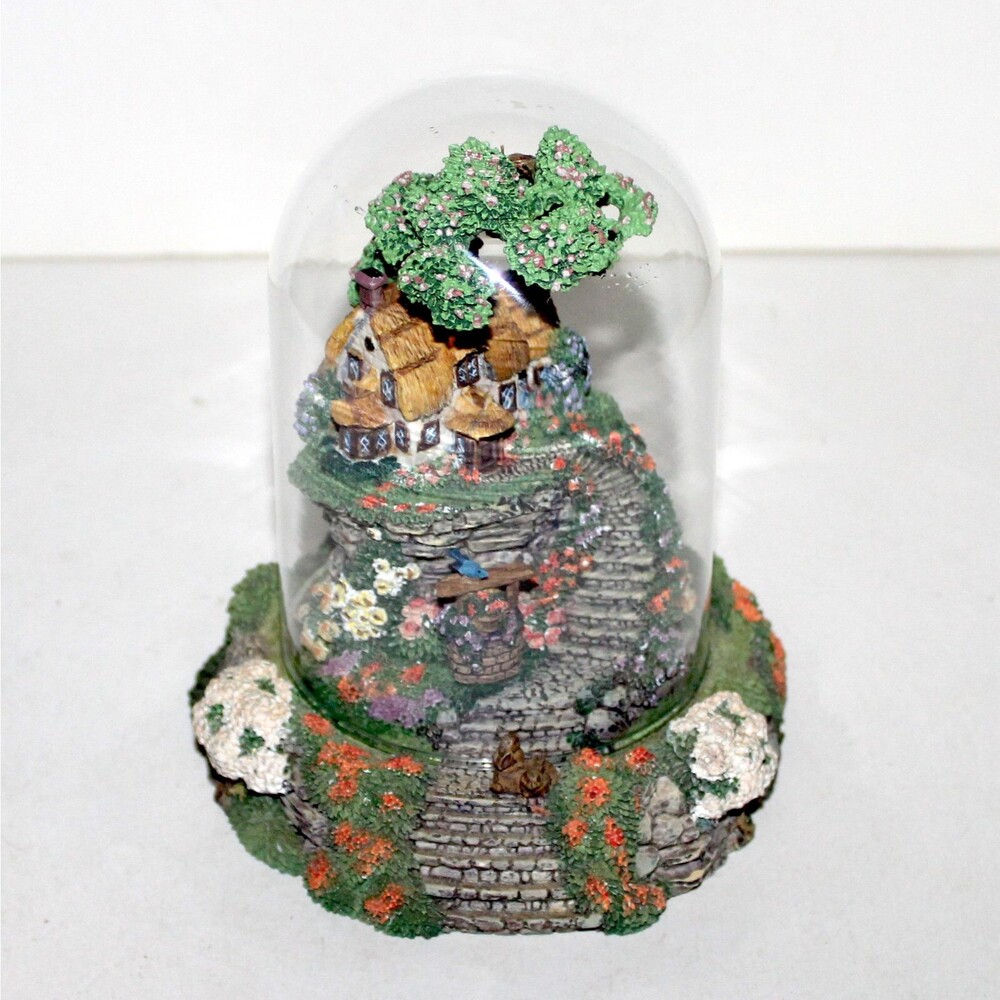 Franklin Mint sculpture Wishing Well Cottage Violet L. Schwenig glass dome decor